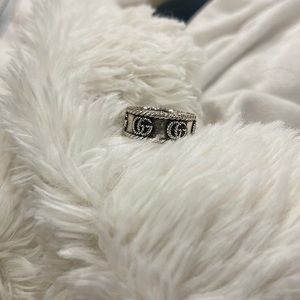 Gucci ring